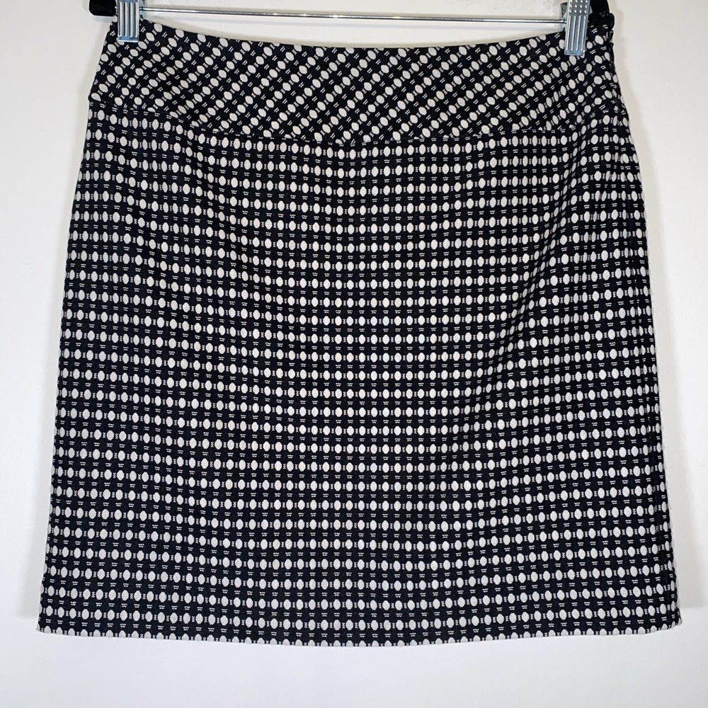 LOFT Ann Taylor Skirt Women 8 Black White Geometric‎ A Line Career Work Stretch